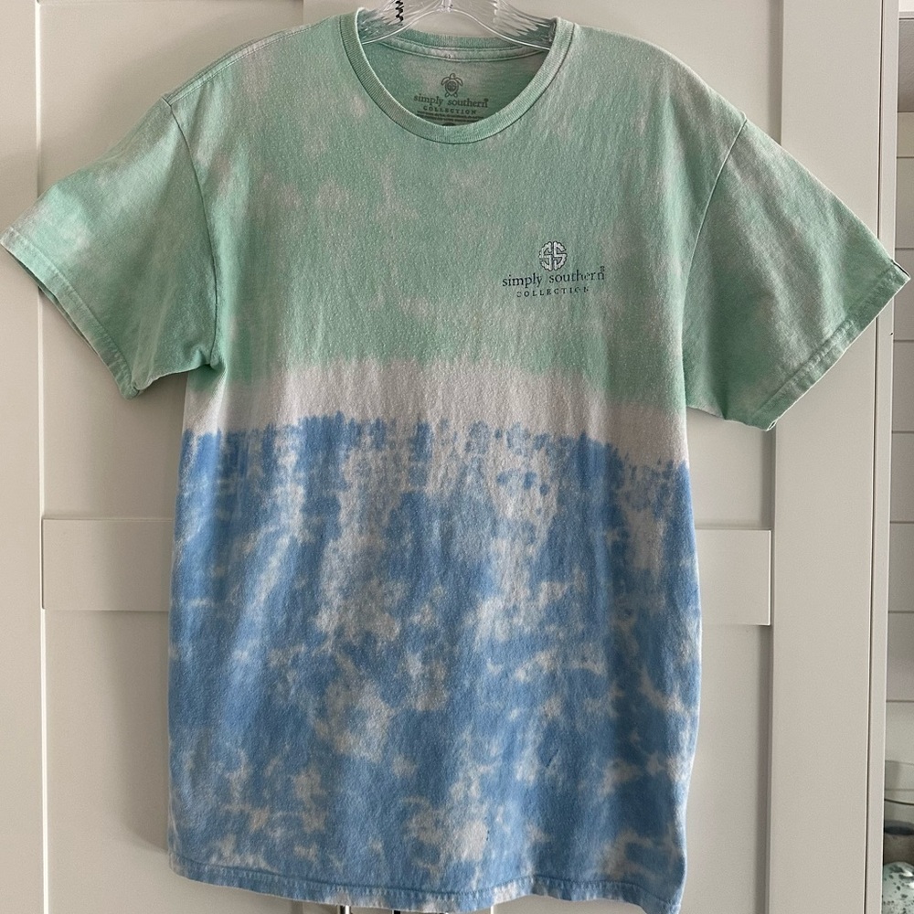 Simply Southern Women’s T-shirt, Size Medium